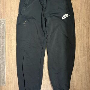 Nike Men’s Black Jogger Pants